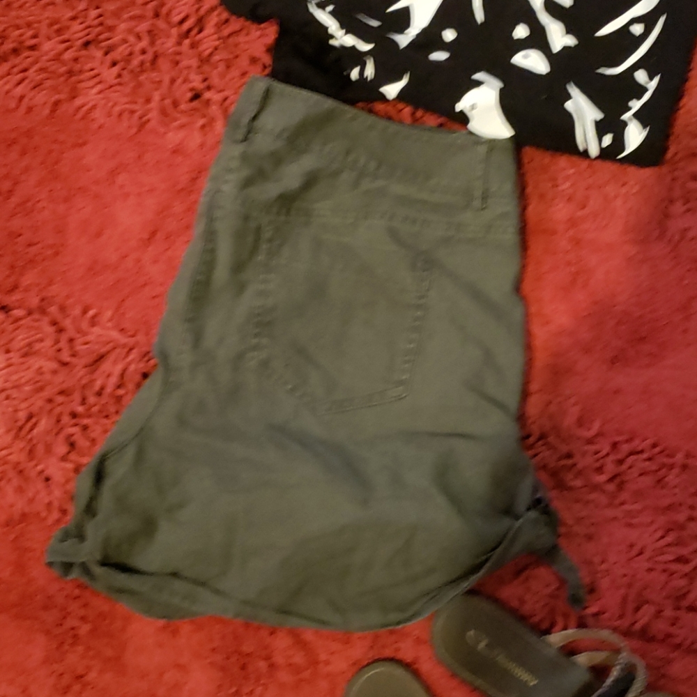 LC Lauren Conrad Thigh Side Tie Shorts